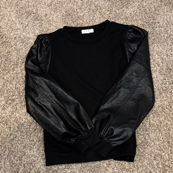THML Tops - Black Sweatshirt with Faux Leather Sleeves